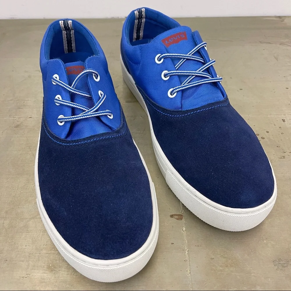 Levi’s Low Top Lace Up Sneakers Blue Suede Men’s size 12.5